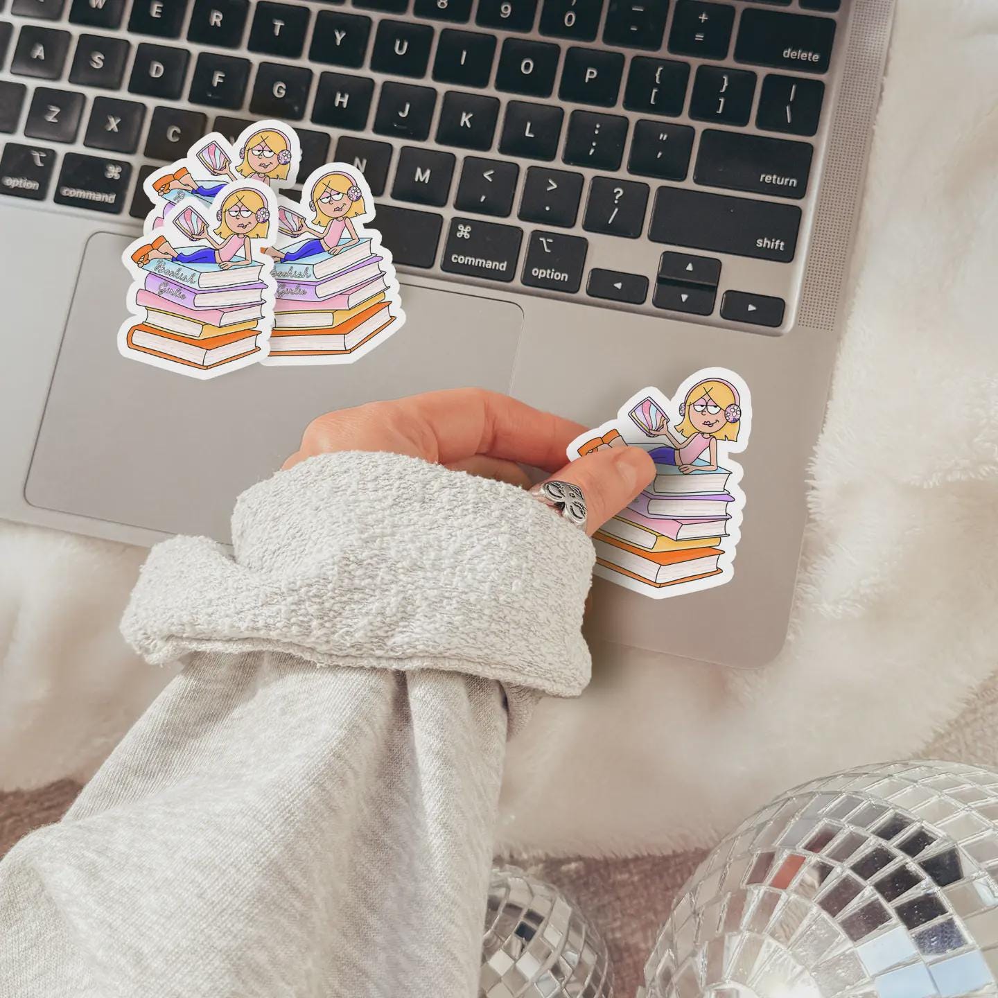 Lizzie Bookish Girlie Sticker, Reading Bookish Girl Sticker, Retro Bookish Stickers, Book Lover Gift, Bookish Girlie Sticker